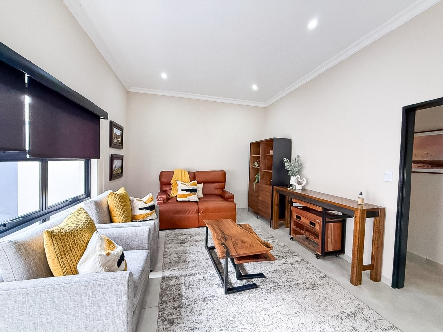 4 Bedroom Property for Sale in Meerhof North West